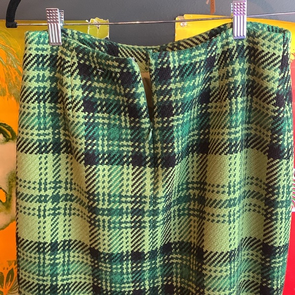 Vintage Plaid Green Skirt - Picture 2 of 5